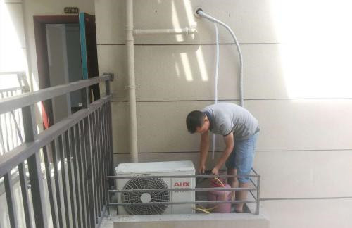 珠海吉大空調維修加雪種師傅電話_30分鐘上門